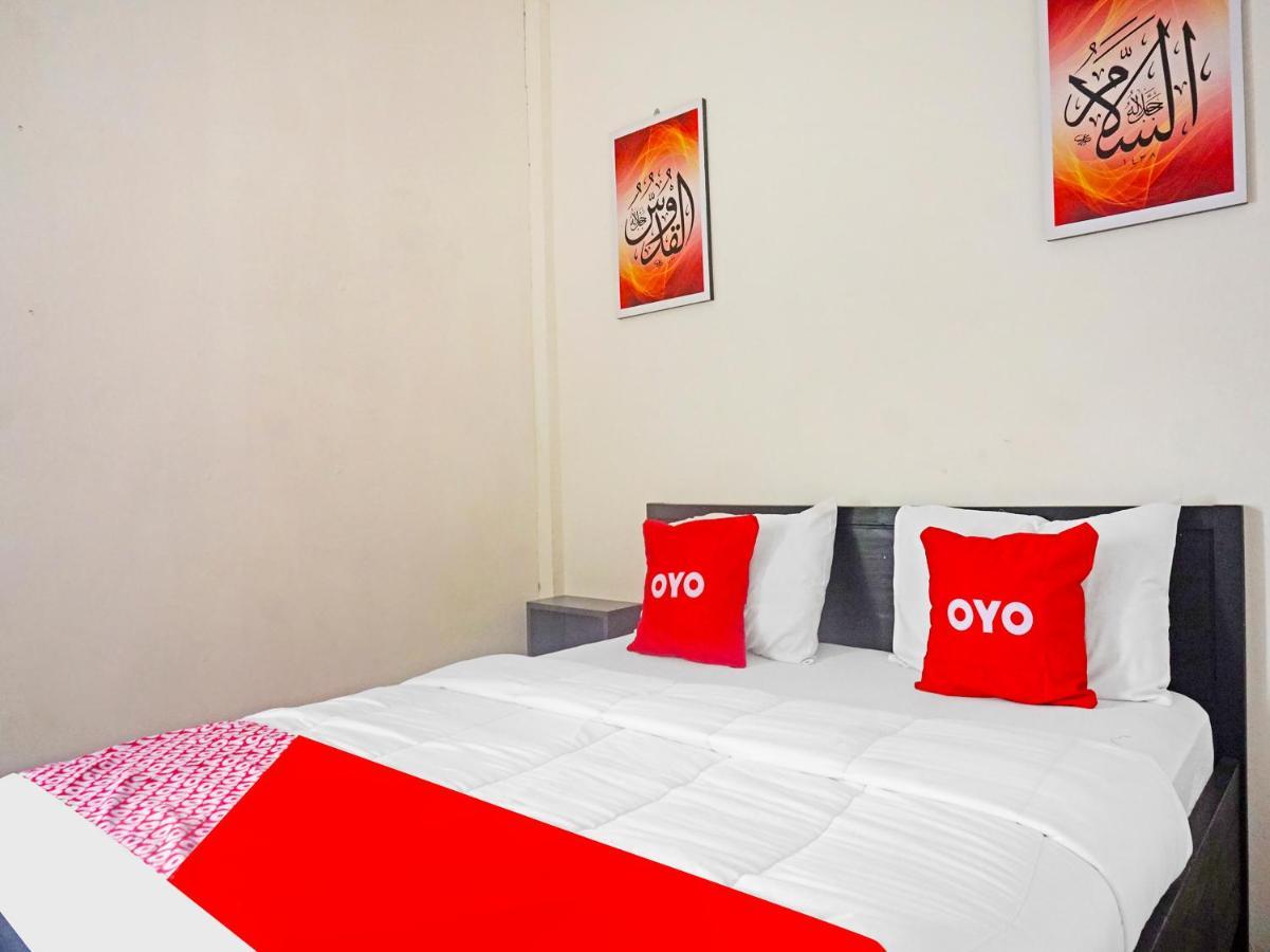 Oyo 91412 Ameera Inn Syariah Jakarta Extérieur photo