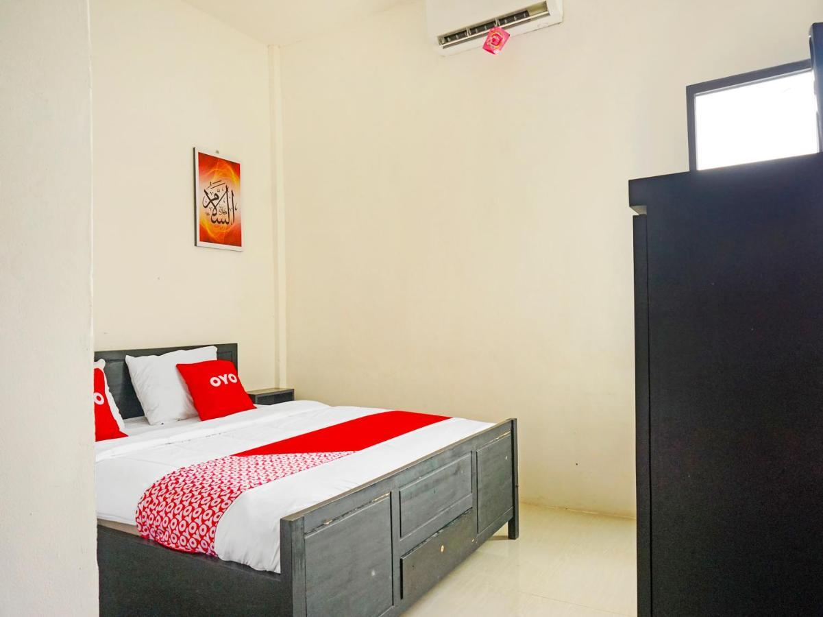 Oyo 91412 Ameera Inn Syariah Jakarta Extérieur photo